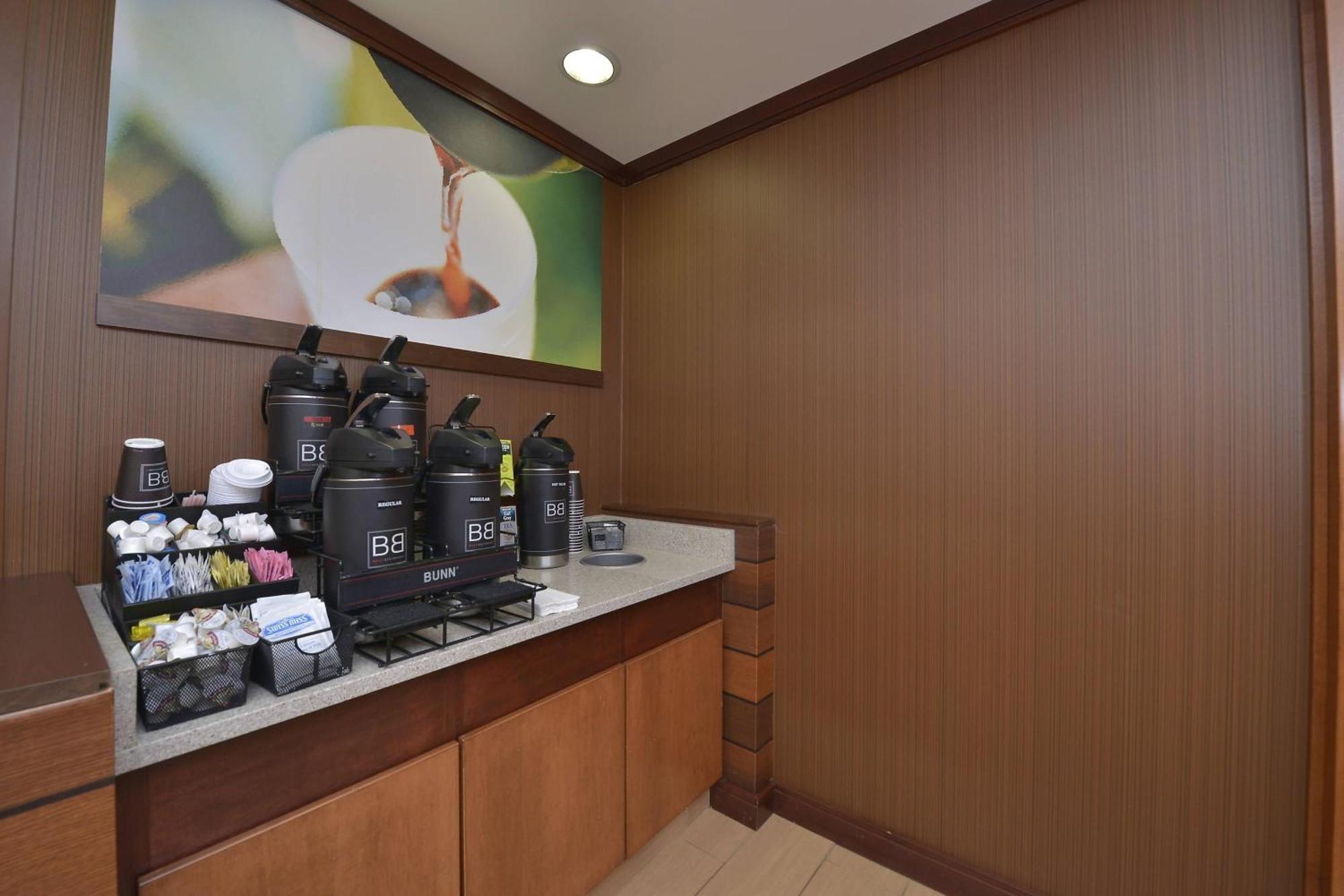 威廉波特费尔菲尔德万豪套房酒店 外观 照片